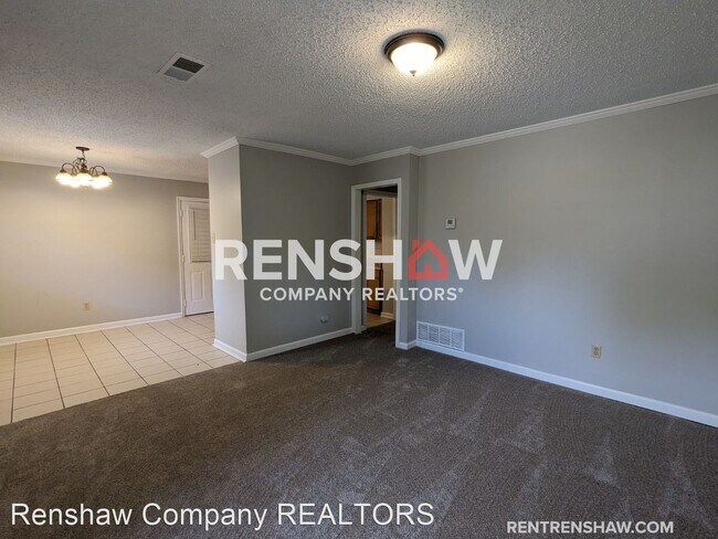 Photo - 3 br, 1 bath House - 2494 Judson St