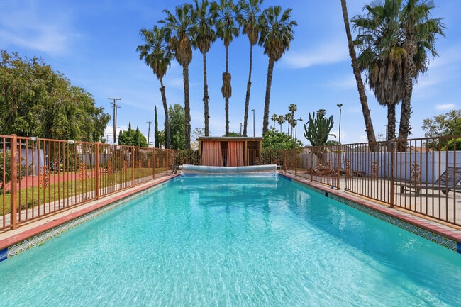 Photo - 8647 Corbin Ave