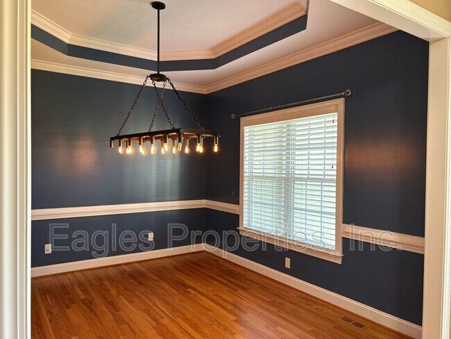 Photo - 304 Glenn Laurel Dr