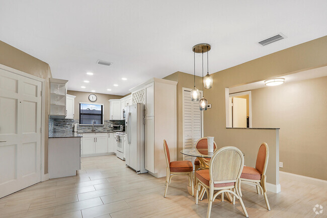 Building Photo - 755 Saturn St Unit E204 Rental