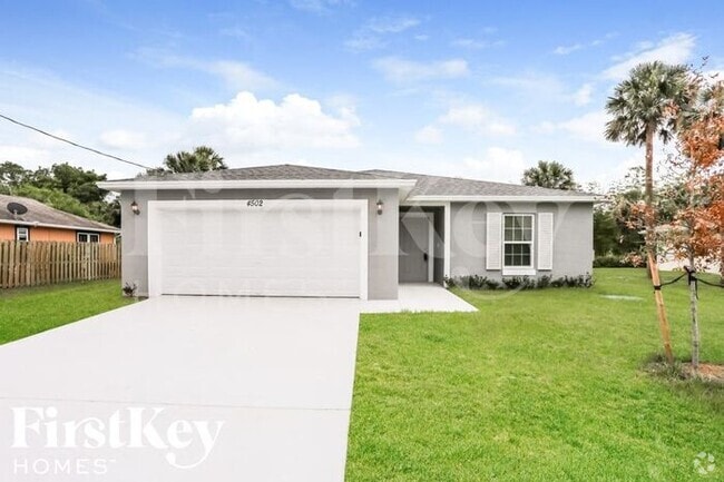 Building Photo - 4502 SW Yamada Dr Rental