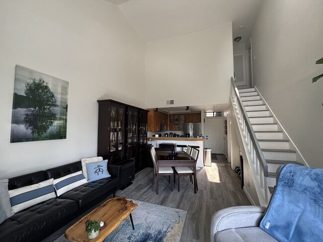 Photo - 4435 Nobel Dr Unit 44