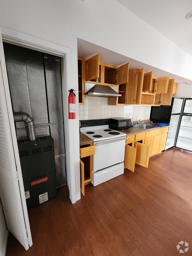 Building Photo - 2028 N 17th St Rental