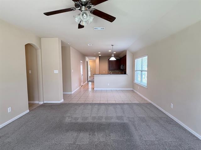 Photo - 616 Kinghaven Dr