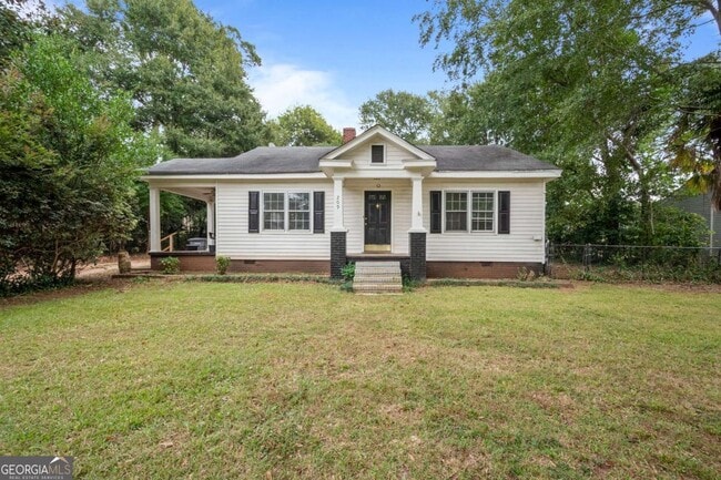 Photo - 209 N Lee St