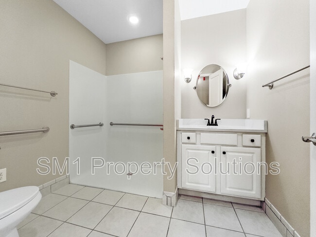 Photo - 605 W Market St Unit Suite 210