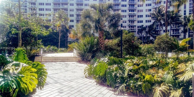 Photo - 1500 Bay Rd Unidad 854S