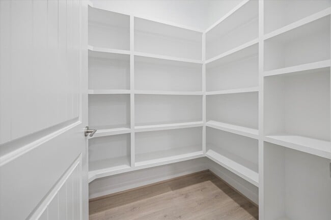 Photo - 6804 Westview Dr Unidad 2205