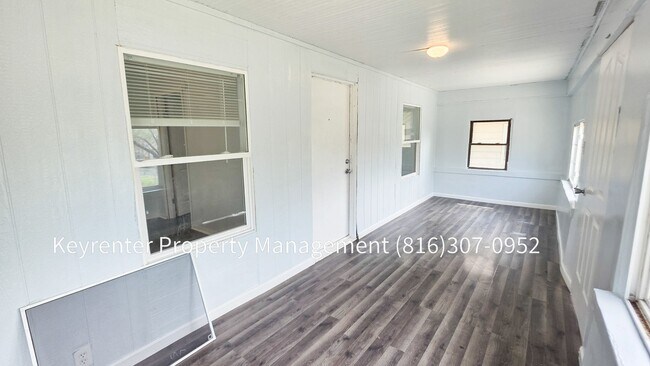 Photo - 4 Bedroom 1 bath