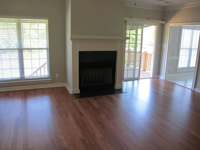 Photo - Upscale Lakefront Home  In the Heart of Martinez