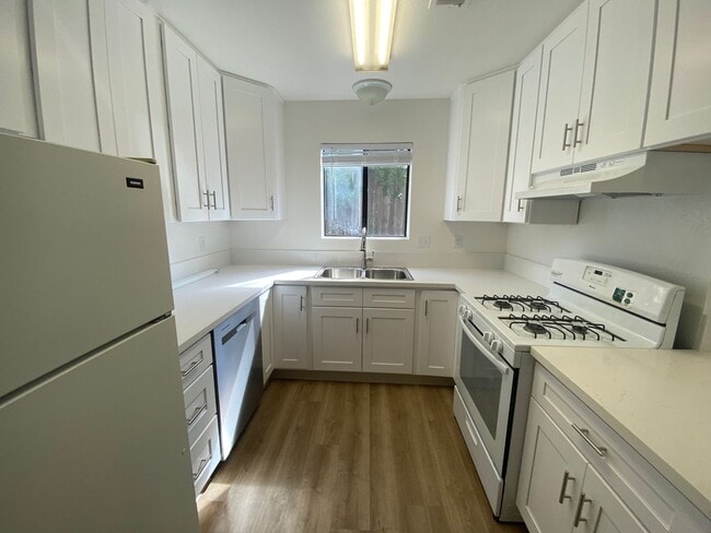 Photo - La Tierra Garden Apartment (29) Unit 9339-29