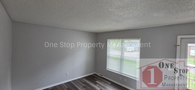 Photo - Beautiful 3 Bedroom 1 Bathroom in Independence!