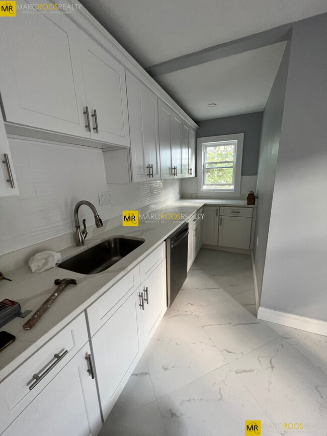 Photo - 10 Lawrence St Unit 1