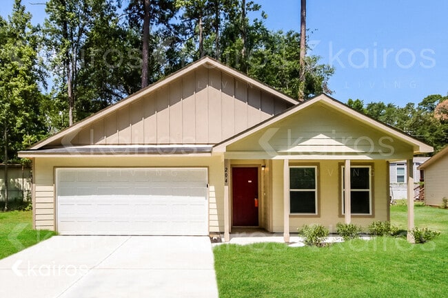 Building Photo - 204 Wild Oak