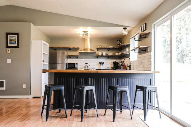 Building Photo - Cozy Gem,Dog-Friendly, Near Outdoor Escapes Rental