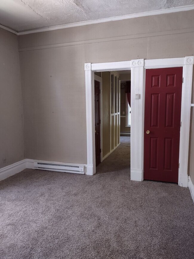 Photo - EVH Rentals (1049 Park Ave) Unidad 2