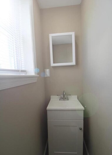 Photo - 402 N 64th St Unidad 1F
