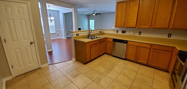 Photo - 3 Bedroom Home in North Charlotte