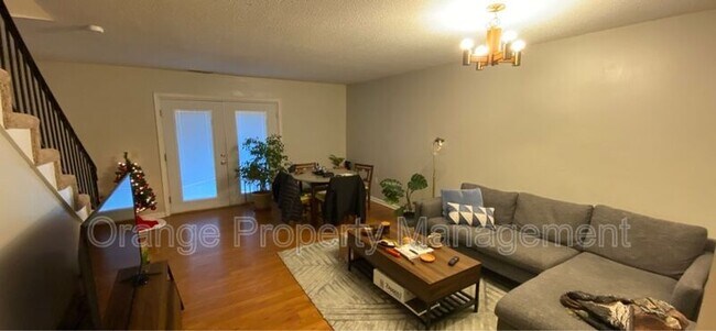 Photo - 1108 Tiger Blvd