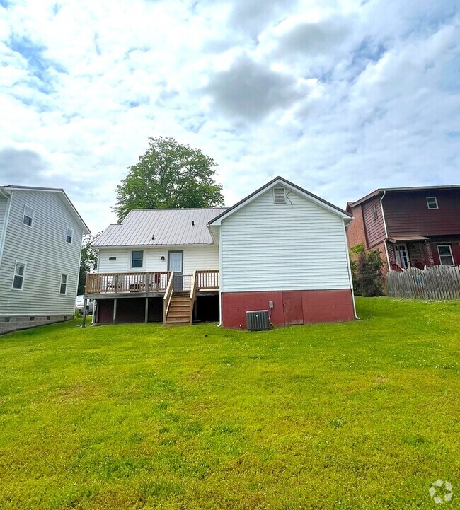 Houses for Rent in 23901, Farmville, VA 2 Houses