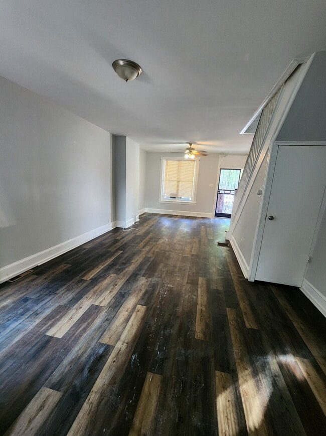 Photo - 815 E Tulpehocken St