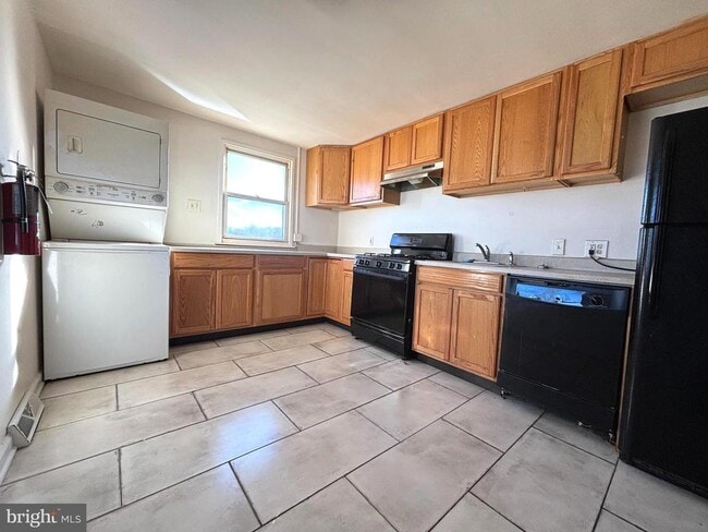 Photo - 819 Creek Rd