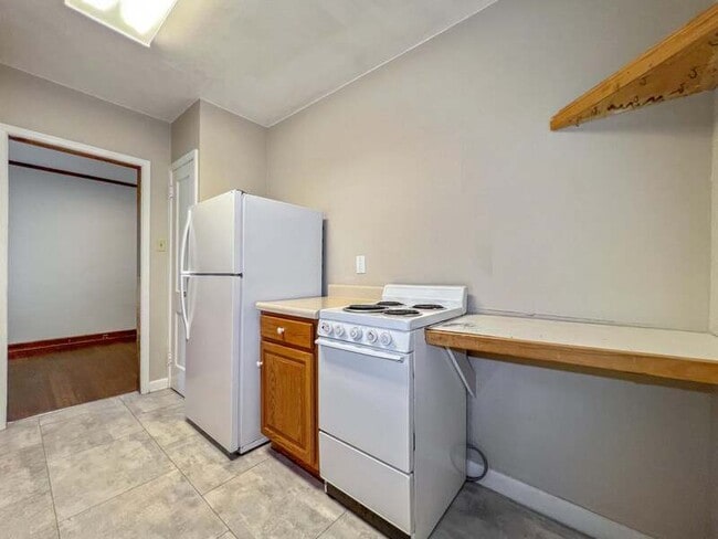 Photo - 2326 Storm St