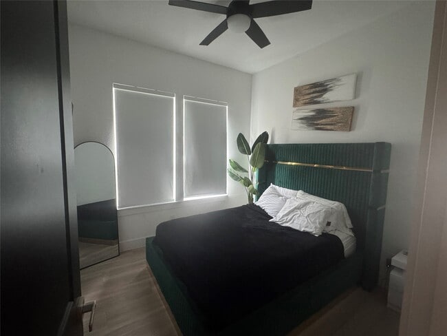 Photo - 3549 Amos St