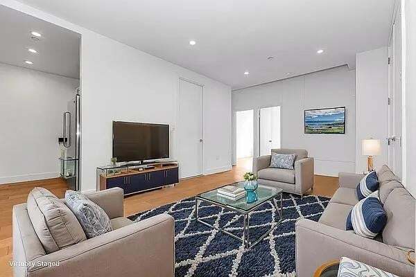 53 W Broadway Unit 2311