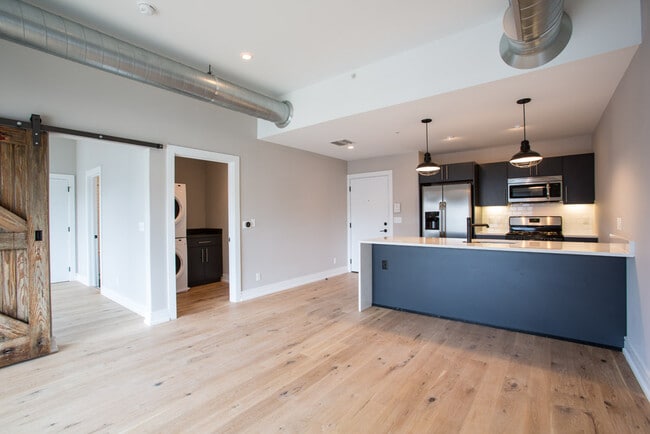 Photo - 1720 Fairmount