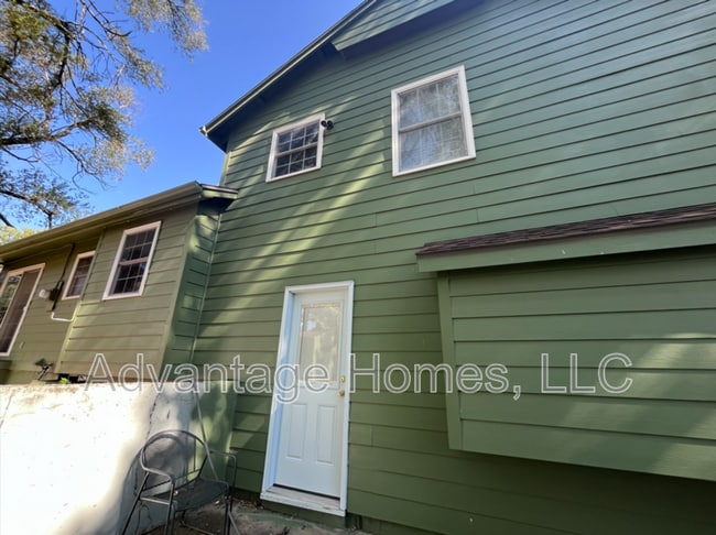 Photo - 8914 Grandview Dr