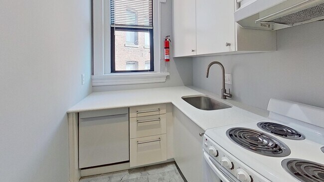 Photo - 1918 18th St NW Unit 32