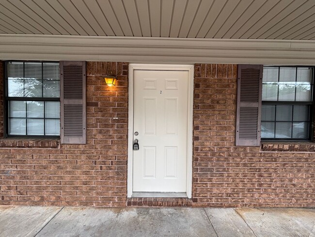 Building Photo - 311 N Joplin, Apt 1-7 Unit 311 N Joplin, Apt 2