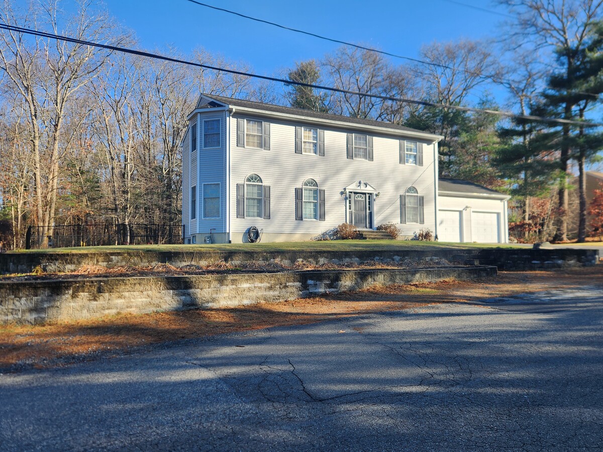 Photo - 30 Mary Ann Way House