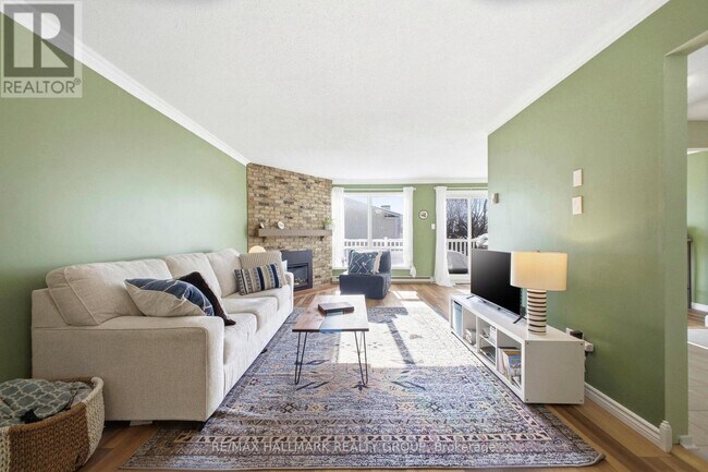 Photo - 39 Stonehaven Dr