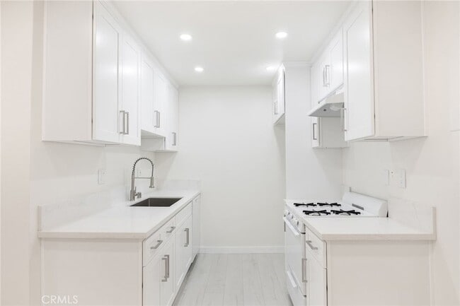 Photo - 333 Riverdale Dr