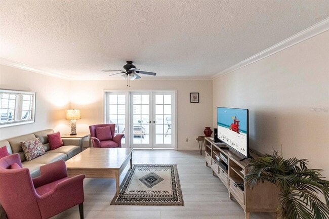 Photo - 1125 W Peppertree Dr Unit 707