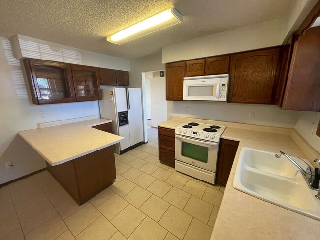 Photo - Spacious Single Level Three Bedroom Home