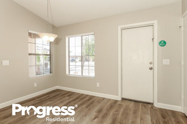 Photo - 9321 W Purdue Ave