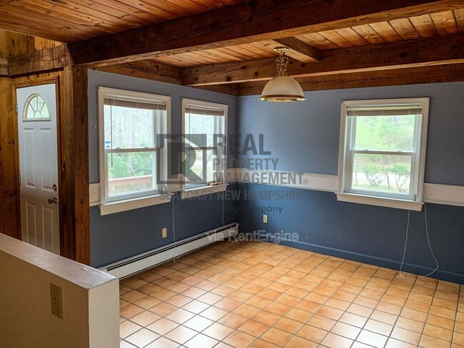 Photo - 6 Spruce Ln