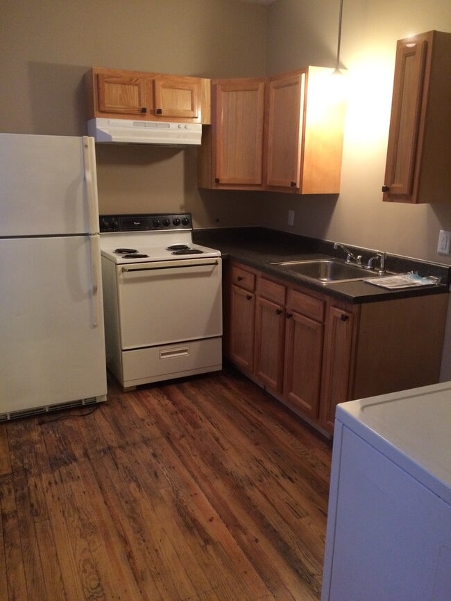 Photo - 112 E Washington St
