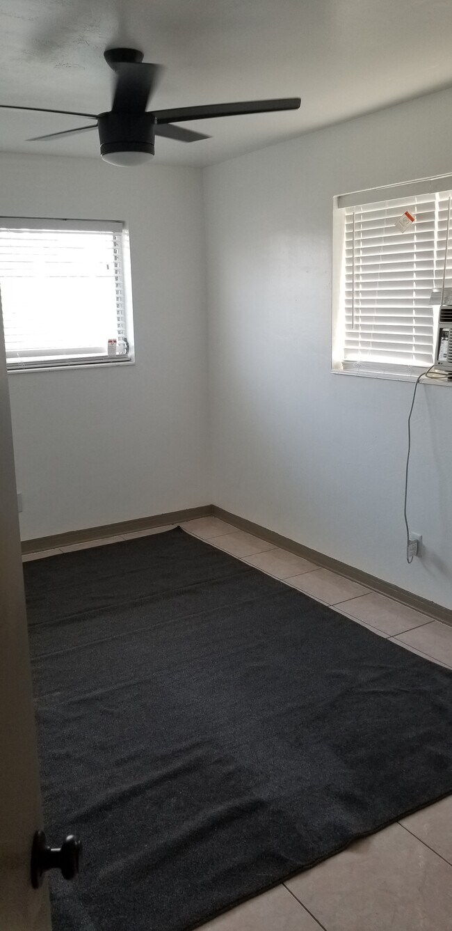 Photo - 625 SW 7th Ave Unidad 5
