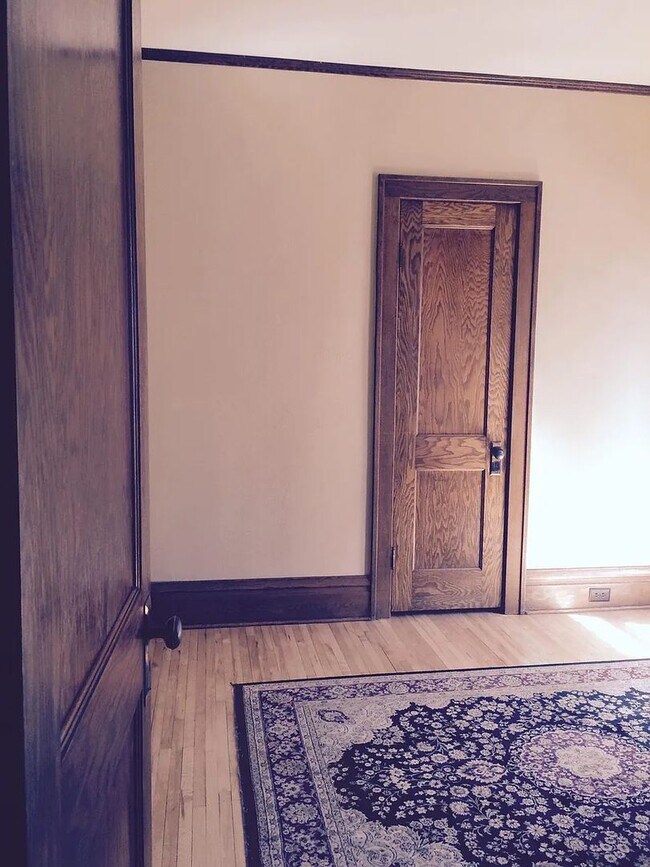 Photo - 1802-1806 Superior Ave - Duplex Unit 1802