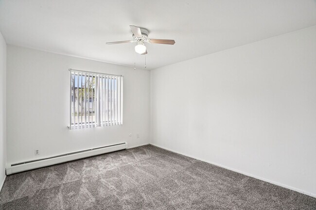 Photo - Outer Drive Manor Apartments