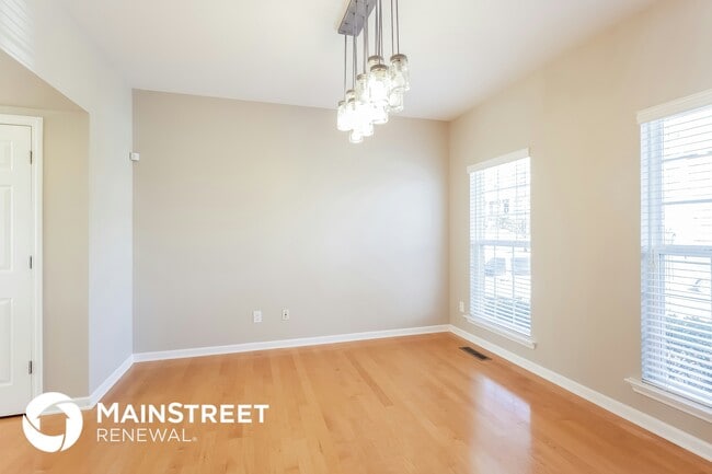 Photo - 422 Laurel Hills Dr