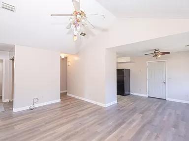 5873 Laurel Oak Dr