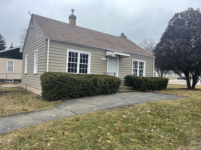 Photo - 35756 N Watson Ave