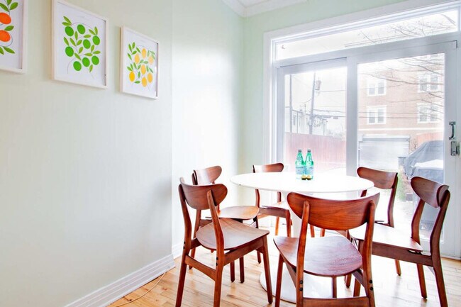 Photo - 1710 A St SE Unidad ID1238467P