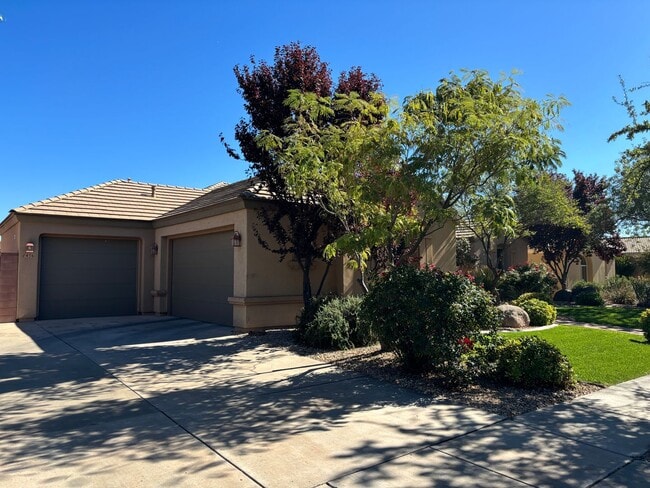 Photo - Short term lease! Coral Canyon on Golf Course with POOL- FURNISHED & UNFURISNHED OPTION