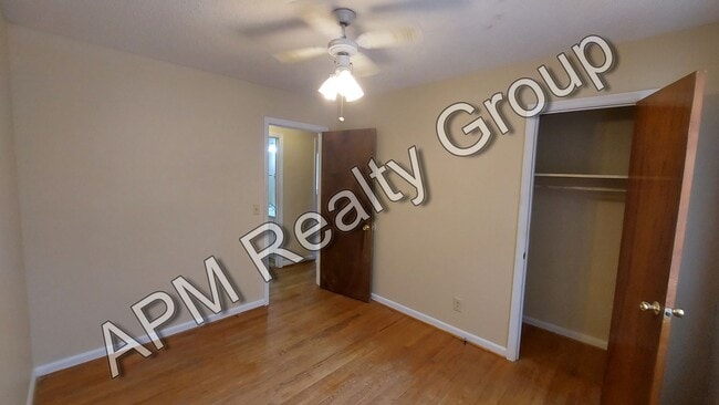 Photo - 329 Ovanta Rd